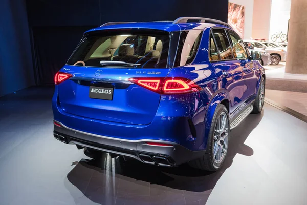 Amg Gle 63 S Suv en montre pendant le Los Angeles Auto Show. — Photo