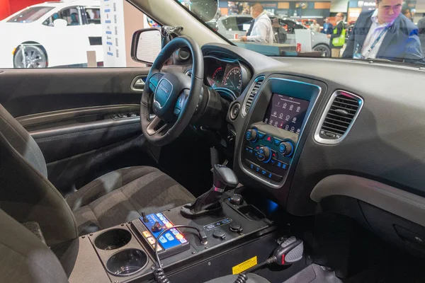 Dodge Durango Pursuit tentoongesteld tijdens de Los Angeles Auto Show. — Stockfoto