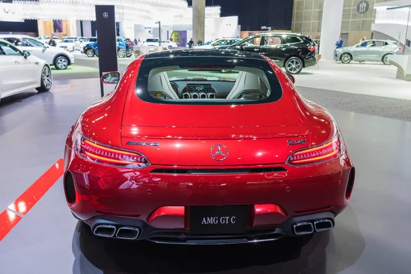 Mercedes-AMG Gt C представлен на автосалоне в Лос-Анджелесе. — стоковое фото