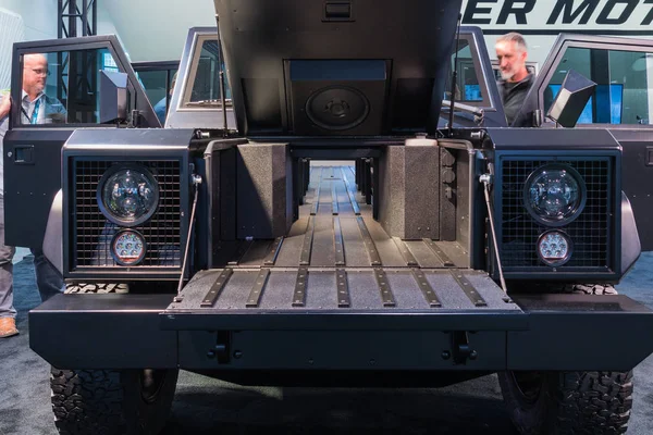 Bollinger B1 camion elettrici in mostra durante Los Angeles Auto S — Foto Stock