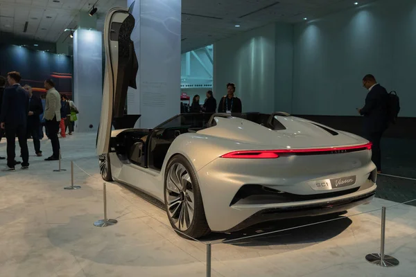 Karma Sc1 Vision Concept in mostra durante il Los Angeles Auto Show — Foto Stock