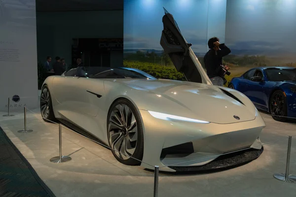 Karma SC1 Vision Concept vises under Los Angeles Auto Show - Stock-foto