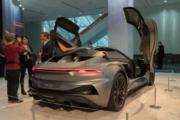 Karma SC2 electric coupe concept on display during Los Angeles A — Stock Photo, Image