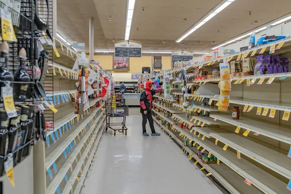 Los Ángeles Marzo 2020 Estanterías Alimentos Vacías Los Supermercados Los — Foto de Stock