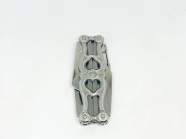 Çeşitli modeller cep çakısı, beyaz arka plan