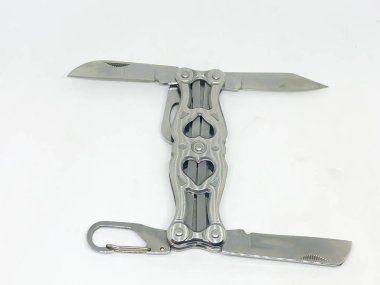 Çeşitli modeller cep çakısı, beyaz arka plan