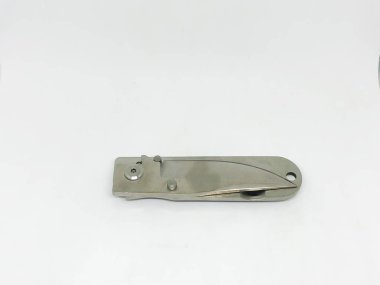 Cep bıçağı, çeşitli çakı ve bıçaklar, beyaz arka plan..