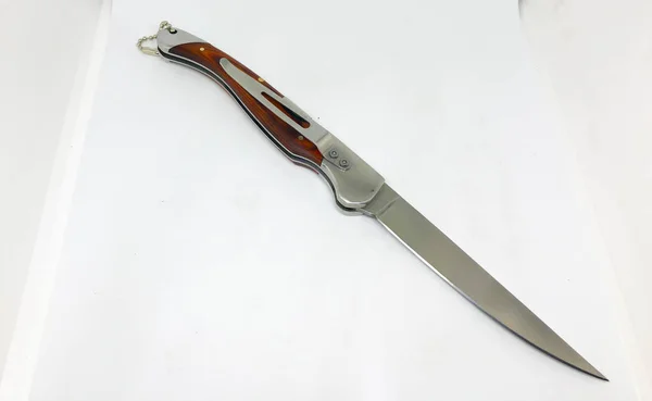 Cep Bıçağı Çeşitli Çakı Bıçaklar Beyaz Arka Plan — Stok fotoğraf
