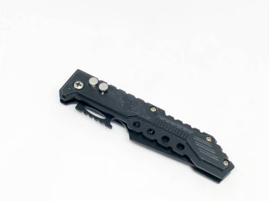 Otomatik çakı, beyaz arka plan