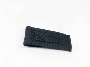 Av bıçakları ve kınlar, beyaz arka plan.