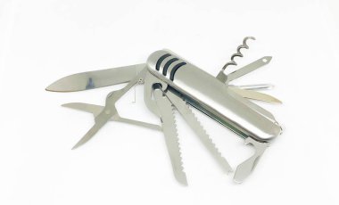 Çok amaçlı Dağcı Ordu Bıçağı, beyaz arkaplan