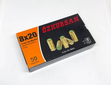 Silah Mermisi ve Bakım Seti, Beyaz Arkaplan.