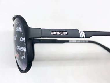 Güneş gözlüğü çeşitleri, beyaz arkaplan