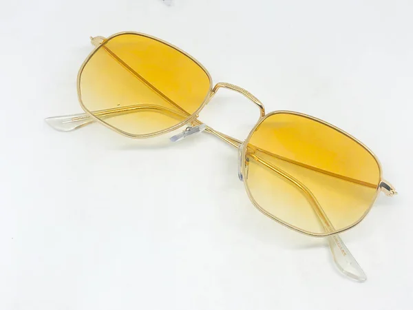 Asortyment Okularów Przeciwsłonecznych Białe Tło — Zdjęcie stockowe