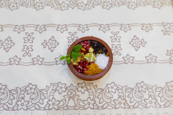 Traditionelles Dessert Asure Ashura Noah Pudding Schalen Auf Dem Hölzernen — Stockfoto