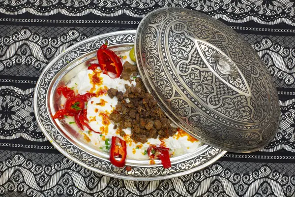 Турецкий Кебаб Баклажаны Мясо Алиназик — стоковое фото