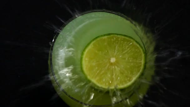 Zitrone Spritzt Zeitlupe — Stockvideo