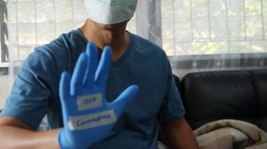 Asyalı adam covid-19 'dan hasta.