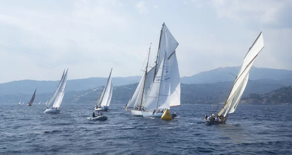 Clasic yacht regatta — Fotografie, imagine de stoc