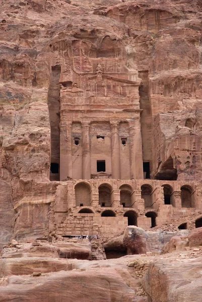 Urn tombe, petra, jordan — Stockfoto