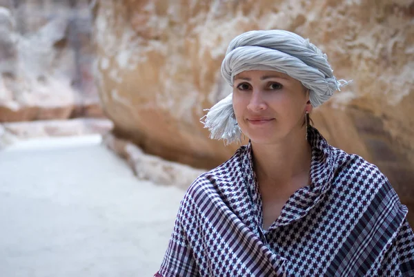 Turista donna in Giordania — Foto Stock