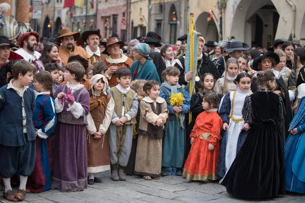 Participants of medieval costume party — Stock Photo, Image