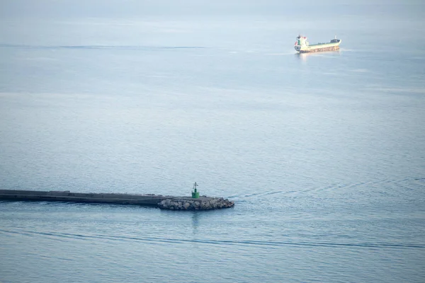 Felsenpier, salerno, italien — Stockfoto