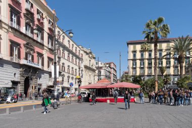 Dante Meydanı, Naples, İtalya