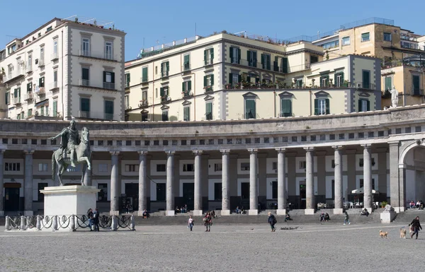 PLEBISCITO SQUARE, NAPLES, ITALIEN — Stockfoto