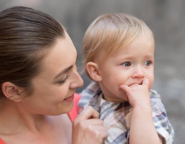 Anne ve bebek dışında