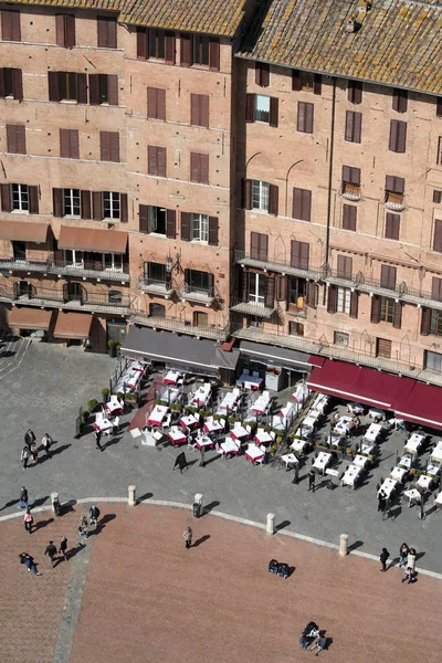 Сиена, Италия. Вид сверху на площадь Кампо — стоковое фото