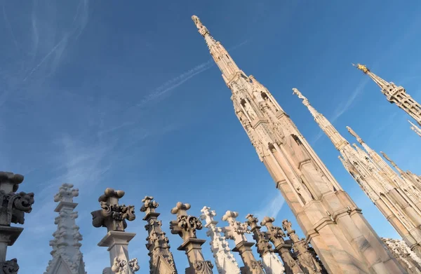 Katedra w Mediolanie rzeźby — Zdjęcie stockowe
