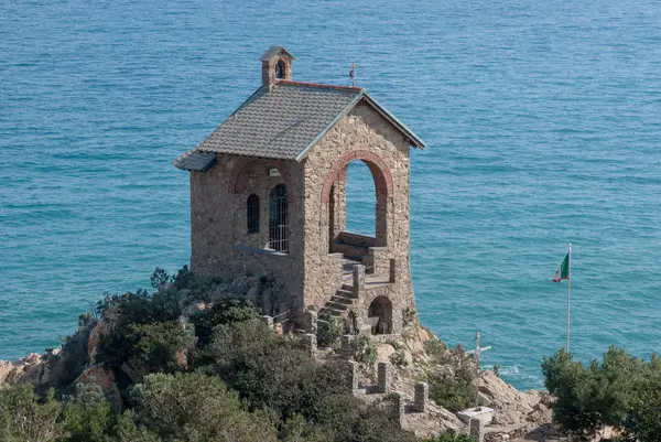 Chapel Stella Maris, the war memorial at sea, Alassio, Italy — Stock Photo, Image