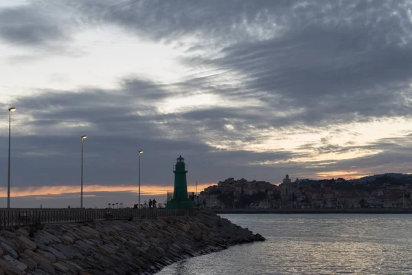 Pier vuurtoren, Imperia, Italië — Stockfoto