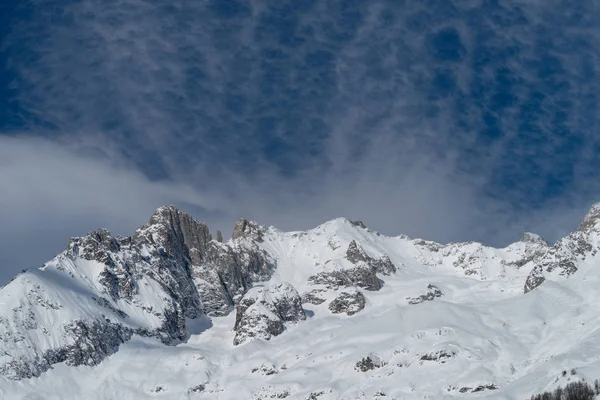 Snow covered mountains — Stock Photo, Image