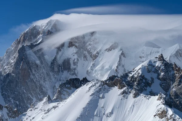 Mont Blanc maciço — Fotografia de Stock