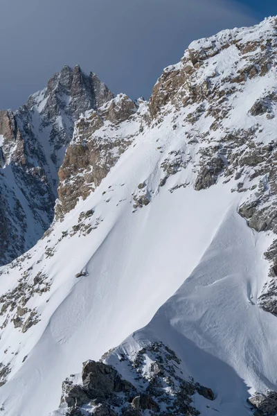 雪盖的山 — 图库照片