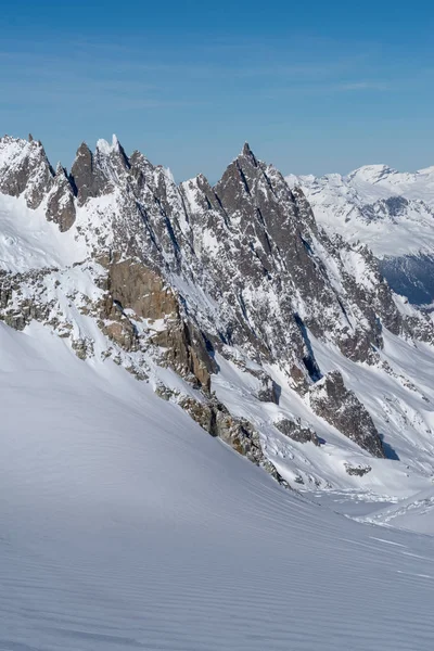 Italia, Courmayeur, cordillera del Mont Blanc — Foto de Stock