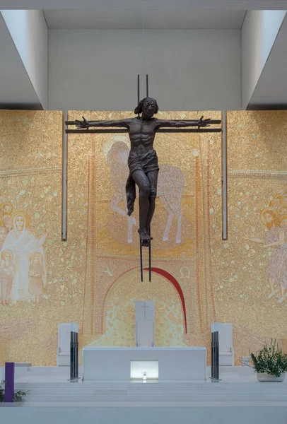 Fatima, Portugal. Inside the Church of Most Holy Trinity — Stock Photo, Image