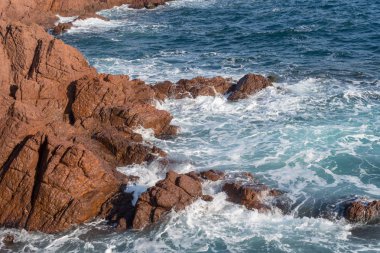 Kayalık sahil şeridi, Esterel massif, Fransa