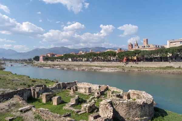 Albenga, província de Savona, região da Ligúria, Itália — Fotografia de Stock