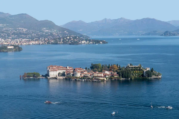 Aerial view of (Beautiful island), Lake Maggiore, Northern Italy — Stock Photo, Image