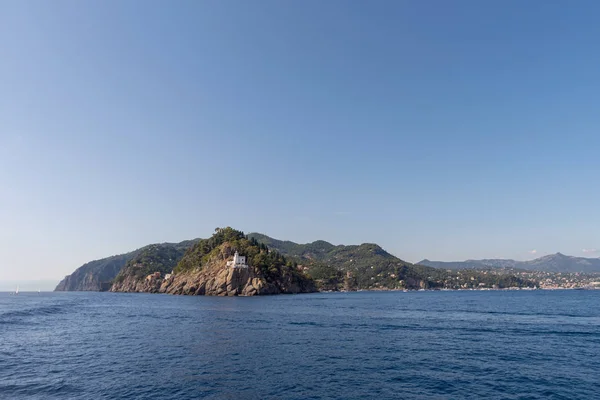 Riviera italiana, costa rochosa do golfo de Tigullio — Fotografia de Stock
