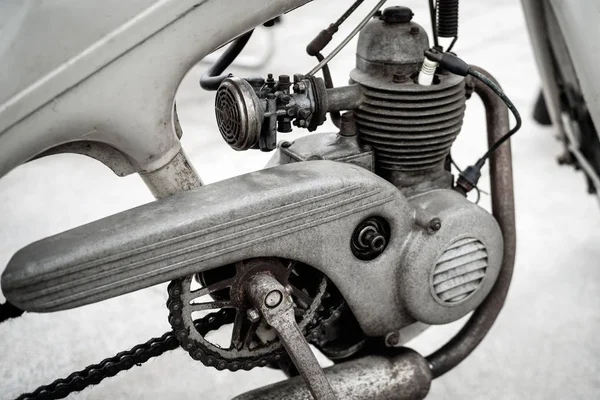 Das rostige Motorraddetail — Stockfoto