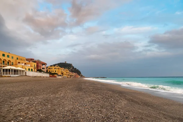 Varigotti Gyönyörű Falu Turisztikai Célpont Liguria Régióban Olaszország — Stock Fotó