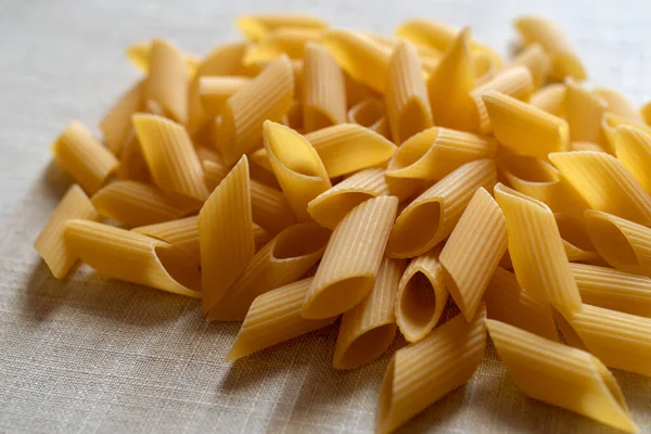 Pastas Secas Italianas Sin Cocer Pennoni Rigate —  Fotos de Stock