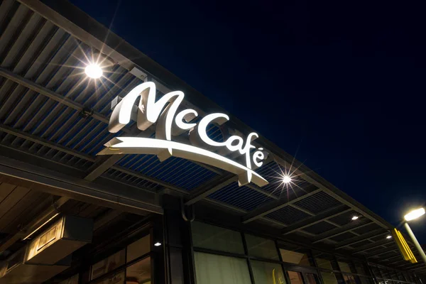 이탈리아 임페리아 2020 Mccafe Logo 하우스 스타일의 Mcdonalds — 스톡 사진