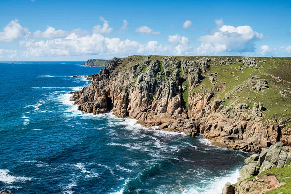 Cornwall Güney Batı kıyısında yolunda — Stok fotoğraf