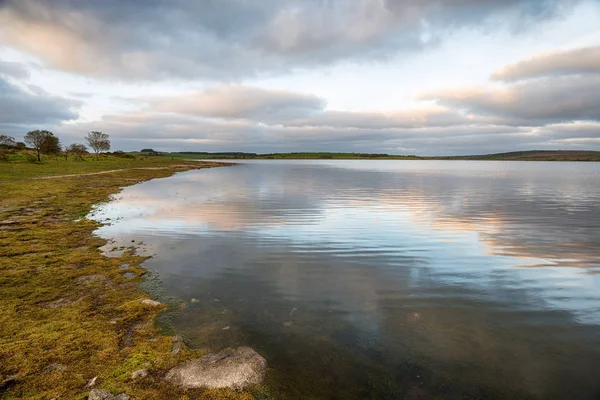 Atardecer en Colliford Lake —  Fotos de Stock