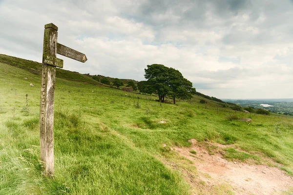 Footpath Sign in the Peak District — Stock Photo, Image